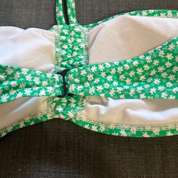 Halter bikini top - Picture 3 of 6